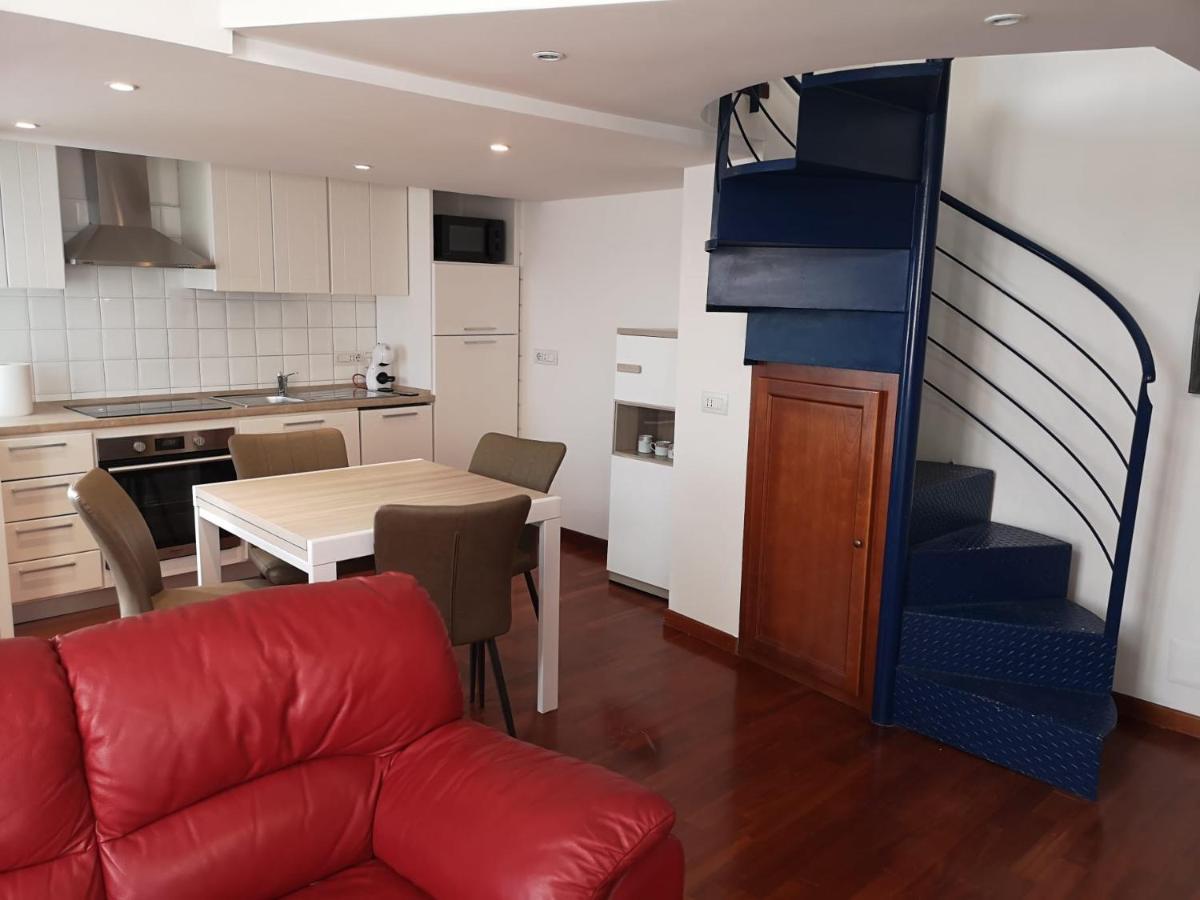 Marina Apartment City Centre Cagliari Exterior photo